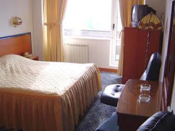 Hotel Decebal Бакэу Экстерьер фото